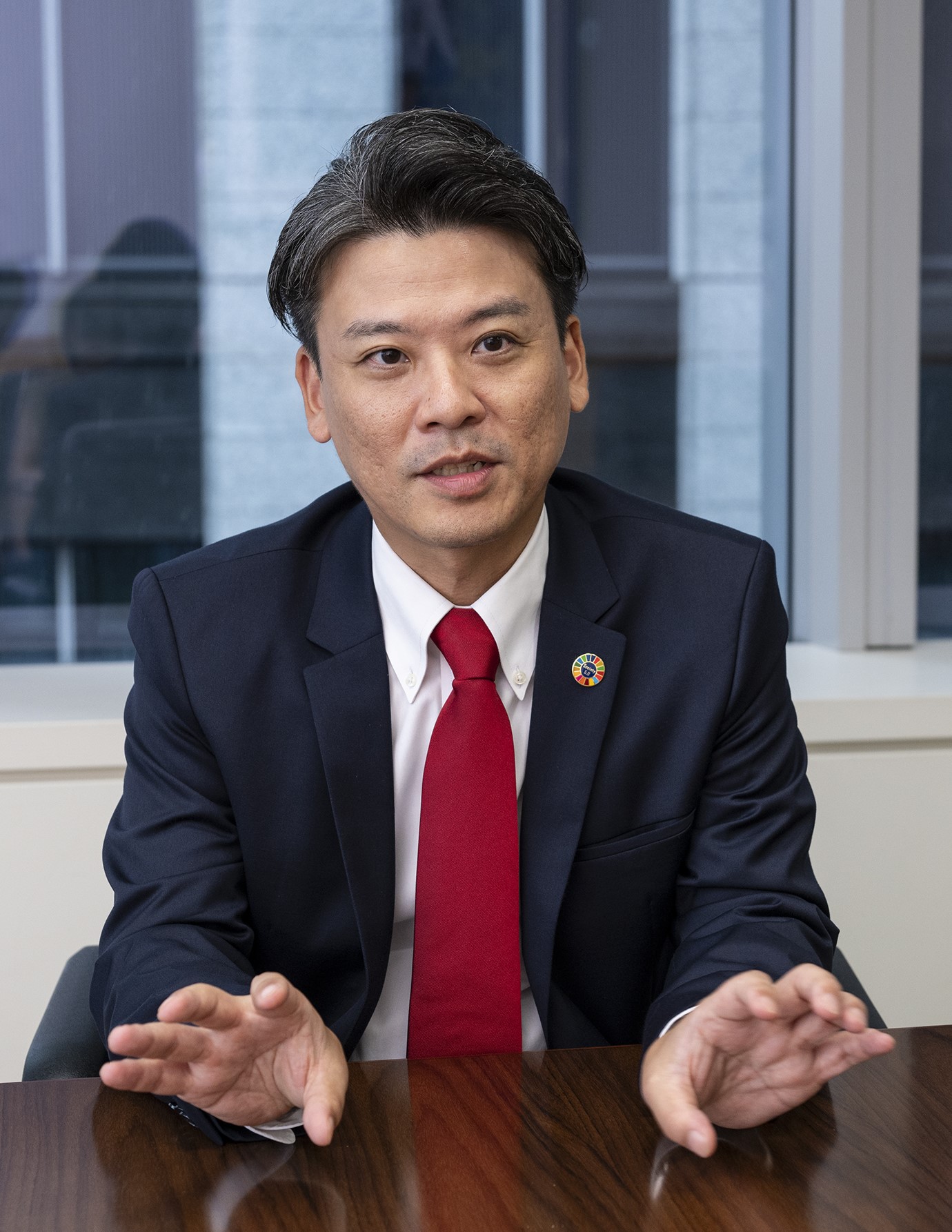 上場企業と中堅・中小企業、それぞれの違いで得た知見を相互に活かして